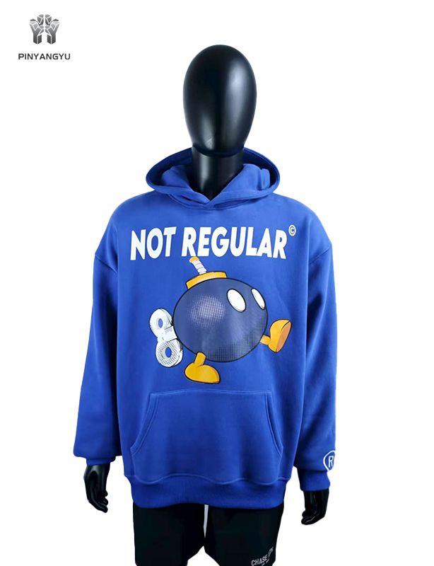 Sweat à capuche avec sérigraphie et logo coloré
