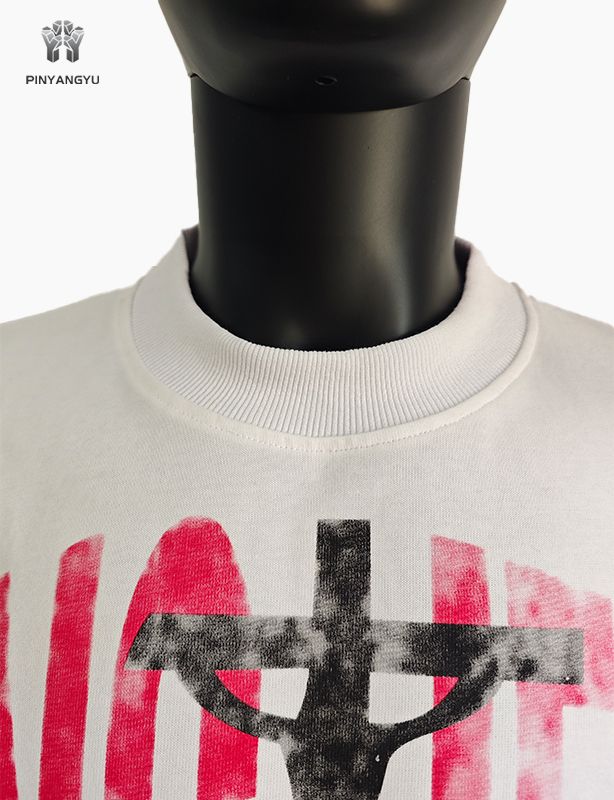 T-shirt boxy personnalisé et sérigraphie
