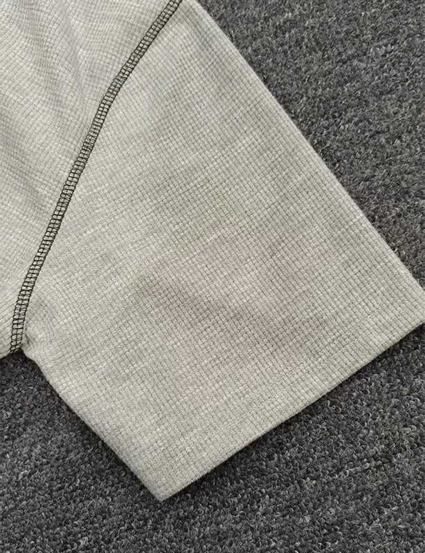 T-shirt en tricot gaufr&eacute; surdimensionn&eacute; OEM pour hommes - T-shirt doux et respirant pour un usage quotidien d&eacute;contract&eacute;